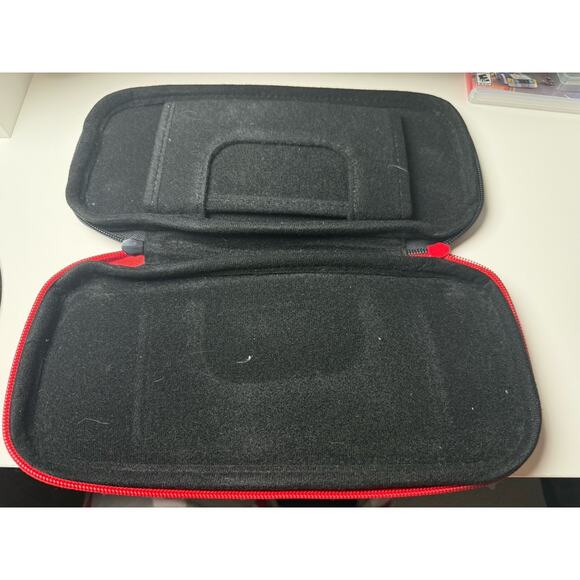 Nintendo Switch Carry Case Travel Mario Bowser Red w/‎ Black Zipper - Picture 3 of 4